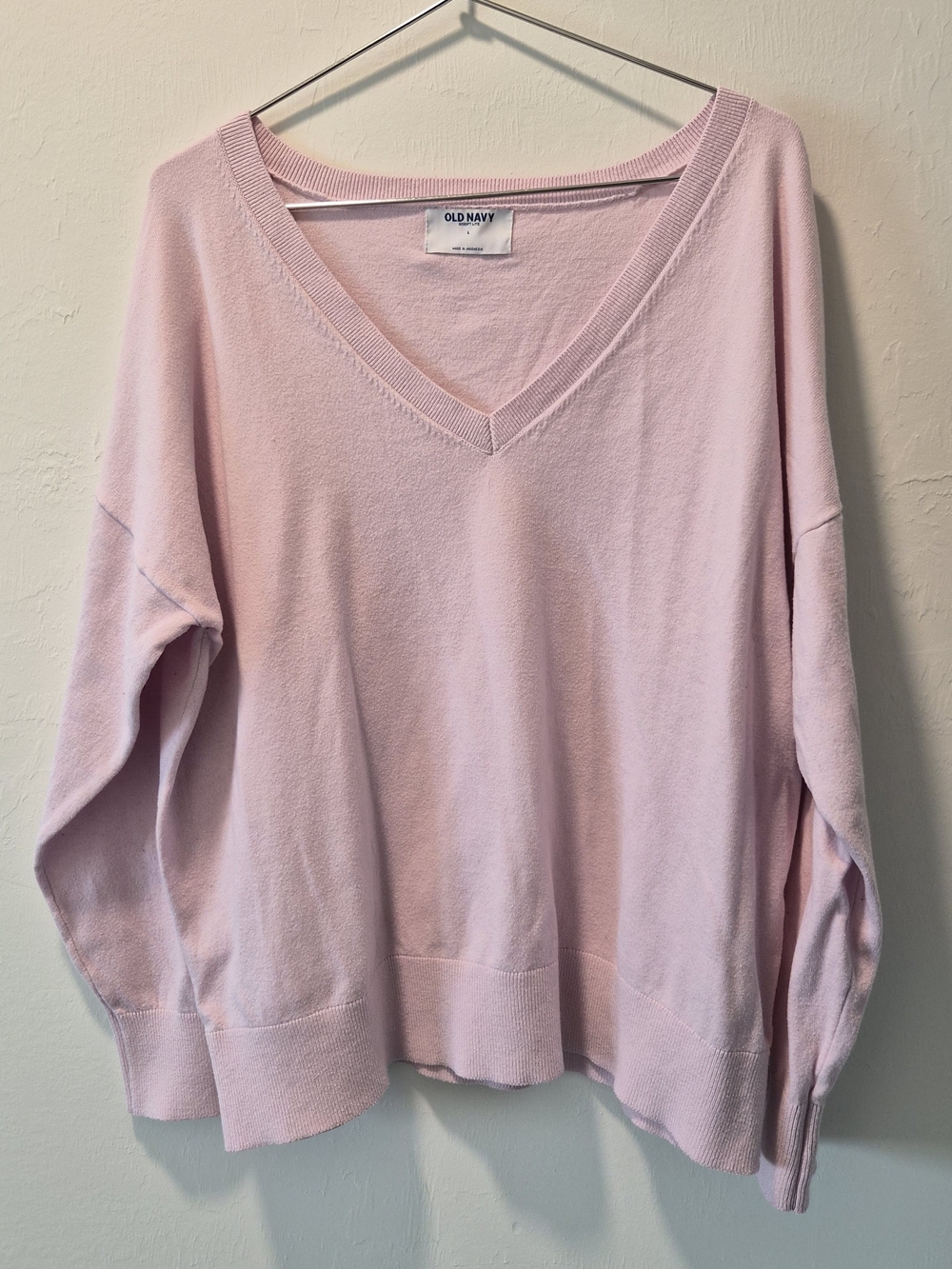Old Navy Women's Pale Pink V-Neck Pullover Sweater